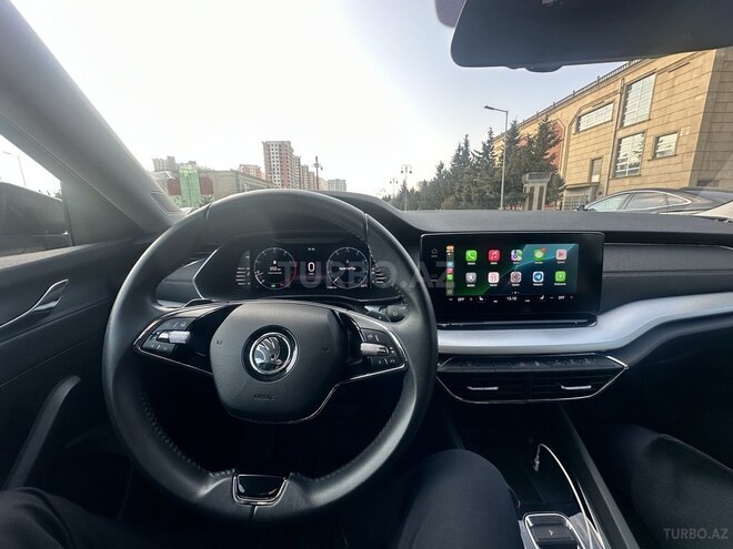 Skoda Octavia 2023, 26,500 km - 1.6 л - Bakı
