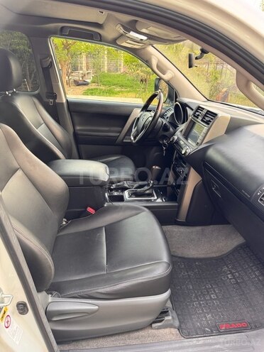 Toyota Land Cruiser Prado 2013, 230,000 km - 2.7 l - Bakı