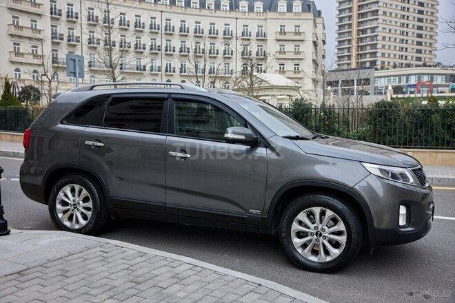 Kia Sorento-2