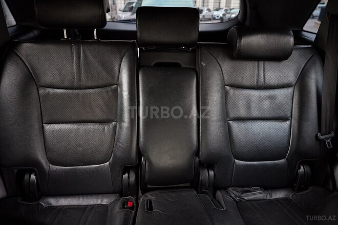 Kia Sorento-8