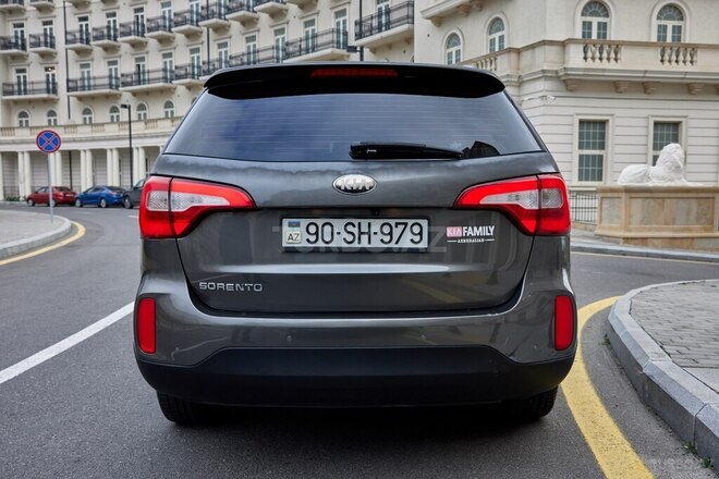 Kia Sorento-5