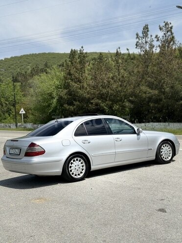 Mercedes E 270 2002, 425,000 km - 2.7 l - Ağsu