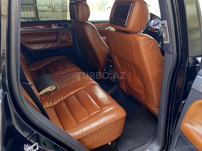 Volkswagen Touareg 2006, 228,000 km - 4.2 л - Bakı