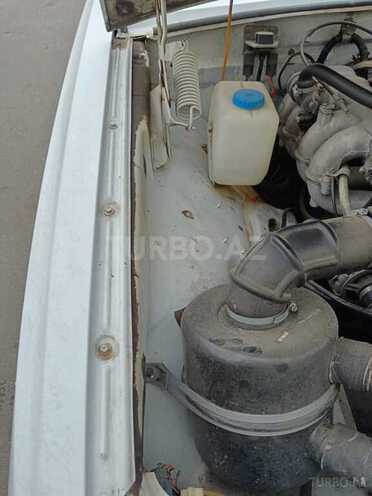 GAZ 31105 2007, 387,000 km - 2.3 l - Yevlax