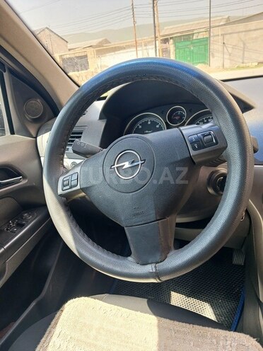 Opel Astra 2006, 330,000 km - 1.3 l - Bakı