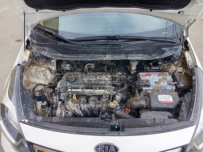 Kia Rio 2014, 326,000 km - 1.4 л - Bakı
