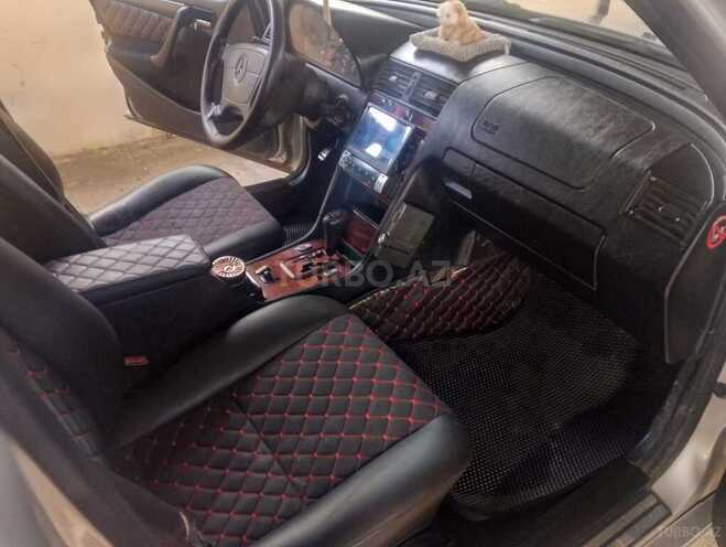 Mercedes C 180 1998, 423,300 km - 1.8 l - Salyan