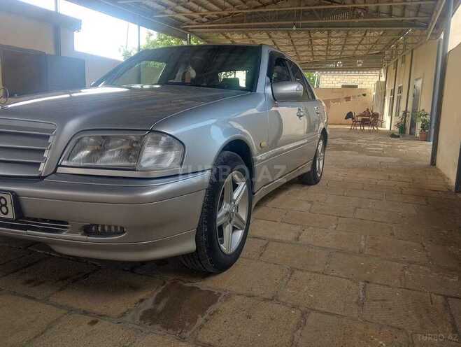 Mercedes C 180 1998, 423,300 km - 1.8 l - Salyan