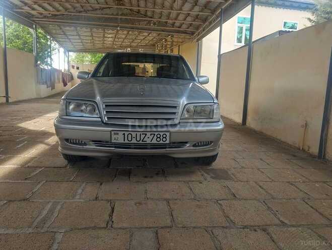 Mercedes C 180 1998, 423,300 km - 1.8 l - Salyan