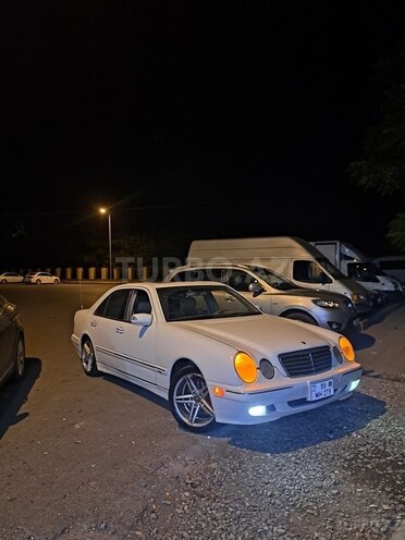 Mercedes E 320 1999, 429,000 km - 3.2 l - Kürdəmir