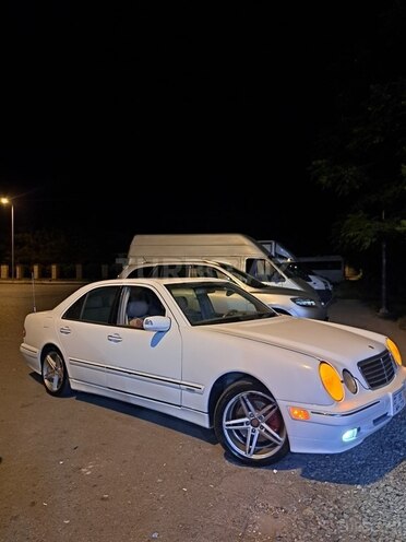 Mercedes E 320 1999, 429,000 km - 3.2 l - Kürdəmir