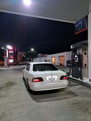 Mercedes E 320 1999, 429,000 km - 3.2 l - Kürdəmir