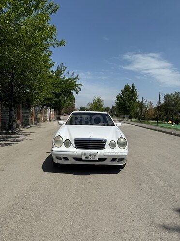 Mercedes E 320 1999, 429,000 km - 3.2 l - Kürdəmir