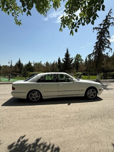 Mercedes E 320 1999, 429,000 km - 3.2 l - Kürdəmir