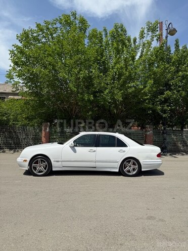 Mercedes E 320 1999, 429,000 km - 3.2 l - Kürdəmir