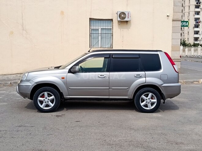 Nissan X-Trail 2002, 228,000 km - 2.0 l - Şirvan