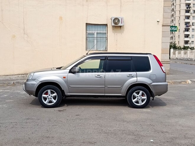 Nissan X-Trail 2002, 228,000 km - 2.0 l - Şirvan