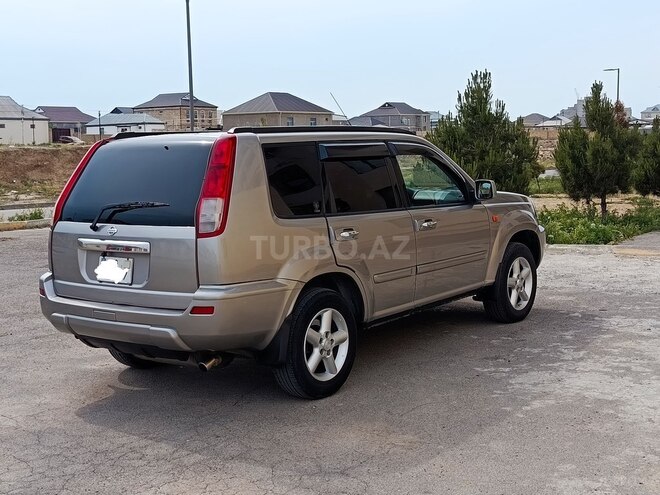Nissan X-Trail 2002, 228,000 km - 2.0 l - Şirvan
