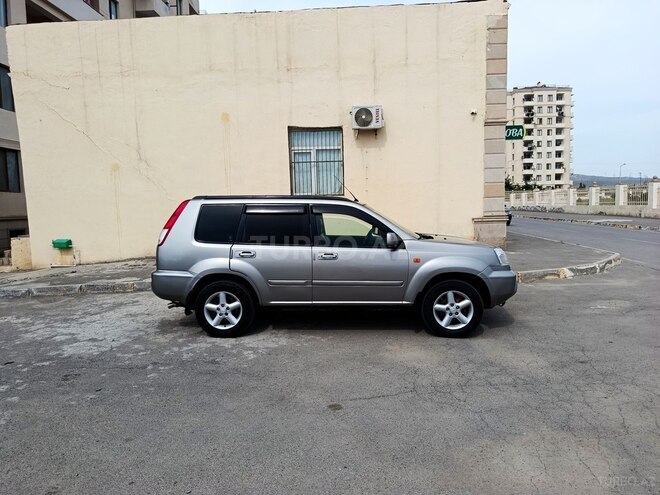 Nissan X-Trail 2002, 228,000 km - 2.0 l - Şirvan