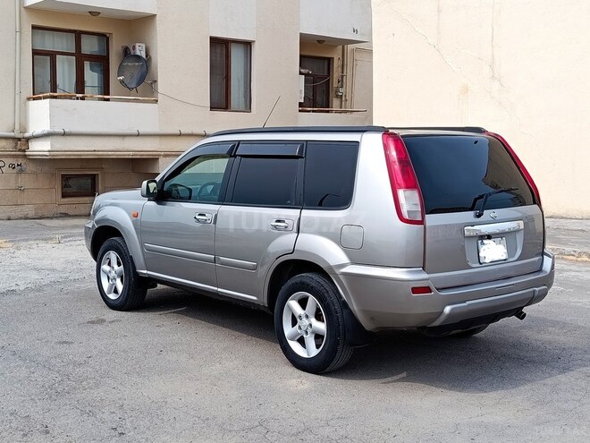 Nissan X-Trail 2002, 228,000 km - 2.0 l - Şirvan