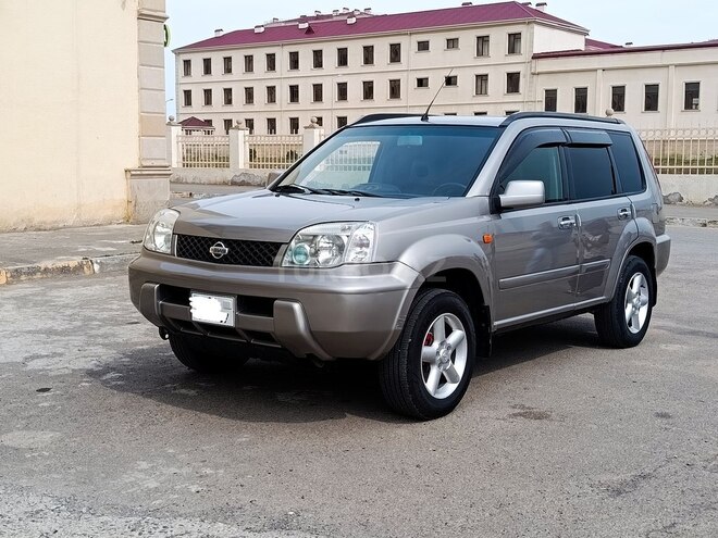 Nissan X-Trail 2002, 228,000 km - 2.0 l - Şirvan