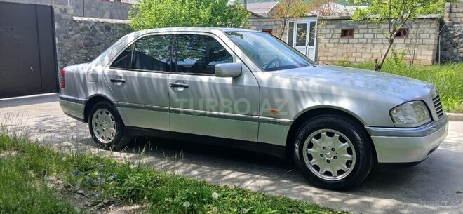 Mercedes C 180 1995, 321,580 km - 1.8 l - Şəki
