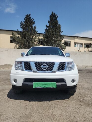 Nissan Navara 2013, 292,300 km - 2.5 l - Bakı