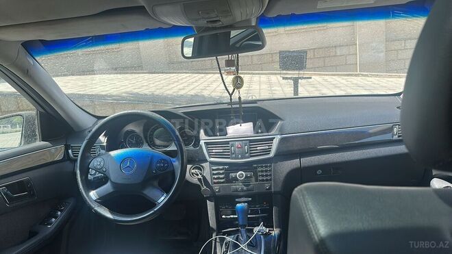 Mercedes E 220 d 2009, 280,000 km - 2.2 л - Bakı