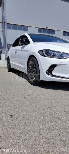 Hyundai Avante 2015, 180,000 km - 1.6 л - Bakı