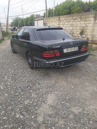 Mercedes E 240 2000, 304,699 km - 2.6 l - Ağcabədi