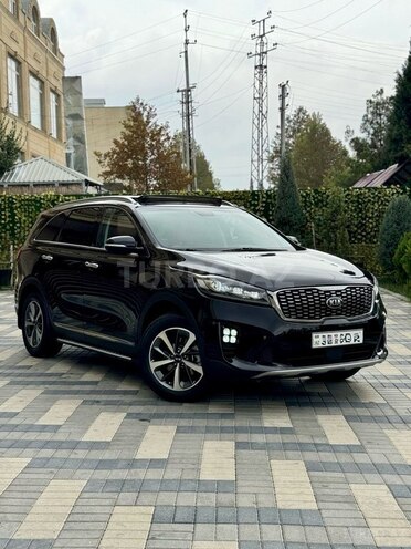 Kia Sorento-12