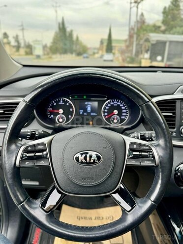 Kia Sorento-6