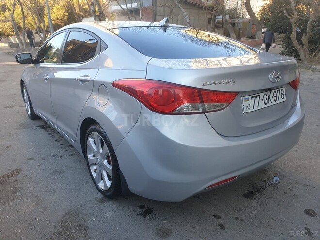 Hyundai Elantra 2013, 180,000 km - 1.8 l - Bakı