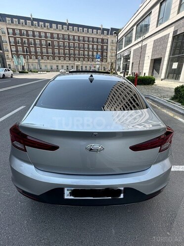Hyundai Elantra 2019, 81,200 km - 2.0 l - Bakı