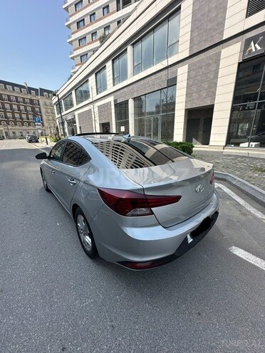 Hyundai Elantra 2019, 81,200 km - 2.0 l - Bakı