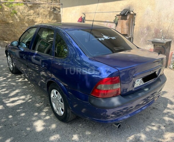 Opel Vectra 1996, 300,000 km - 2.0 l - Bakı