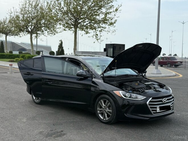 Hyundai Elantra 2018, 114,000 km - 2.0 л - Bakı