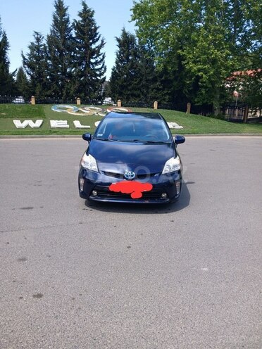 Toyota Prius-1