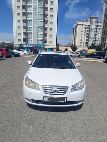Hyundai Elantra 2010, 212,000 km - 2.0 l - Naxçıvan