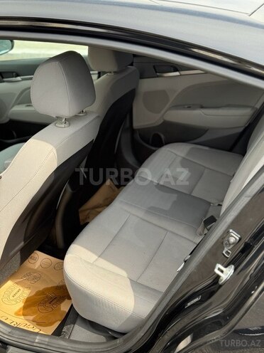 Hyundai Elantra 2018, 114,000 km - 2.0 л - Bakı