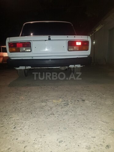 LADA (VAZ) 2107 2001, 20,000 km - 1.6 л - Salyan