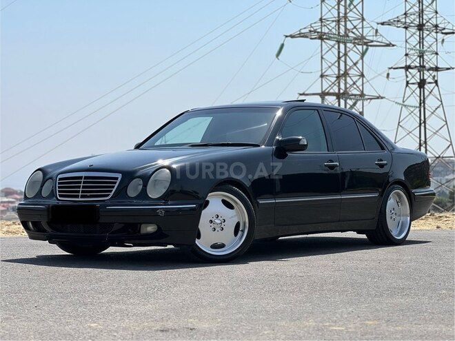 Mercedes E 320-5