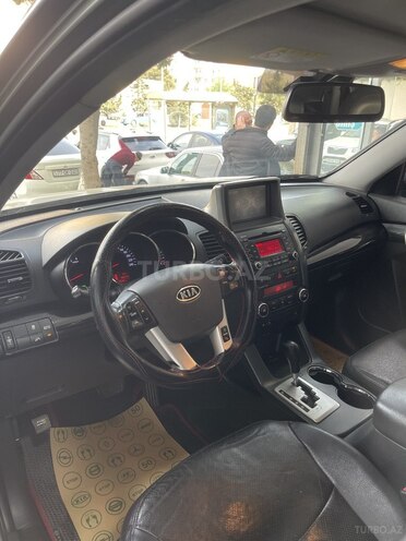 Kia Sorento-14