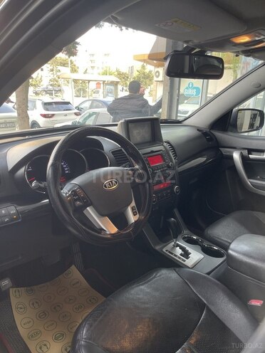 Kia Sorento-9