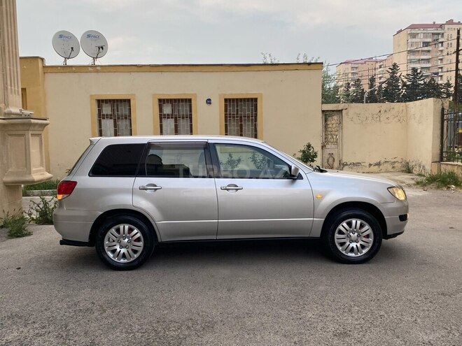Mitsubishi Airtrek 2002, 412,029 km - 2.0 l - Sumqayıt