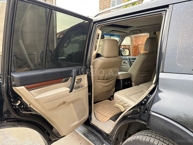 Mitsubishi Pajero 2007, 350,000 km - 3.0 л - Bakı