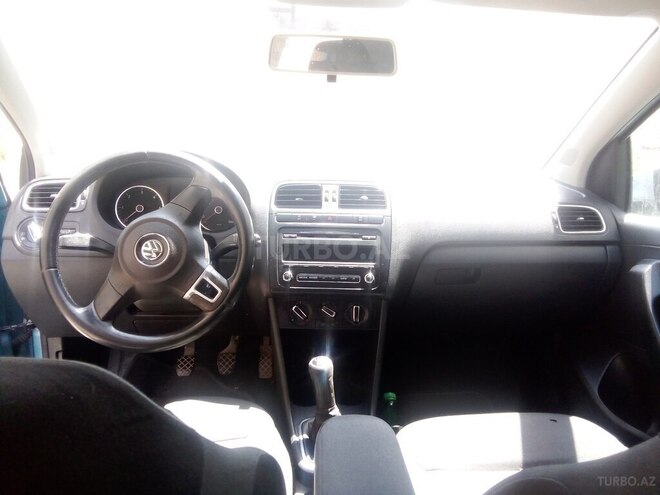 Volkswagen Polo 2011, 220,000 km - 1.2 l - Bakı