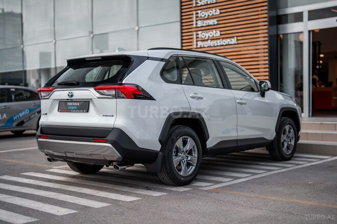 Toyota RAV4-4