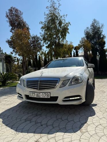 Mercedes E 220 d 2011, 294,000 km - 2.2 л - Bakı