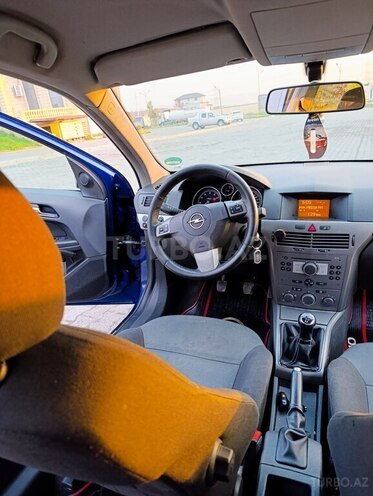 Opel Astra 2004, 239,000 km - 1.4 l - Bakı